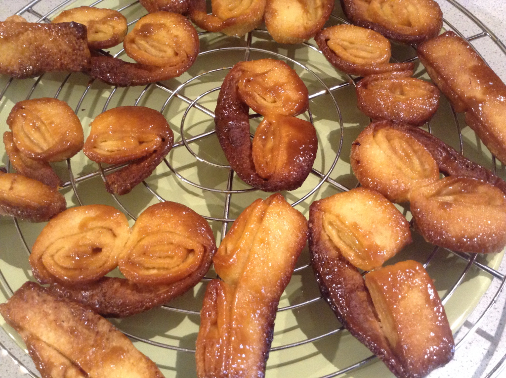  Hervé's caramel puff pastry palms 