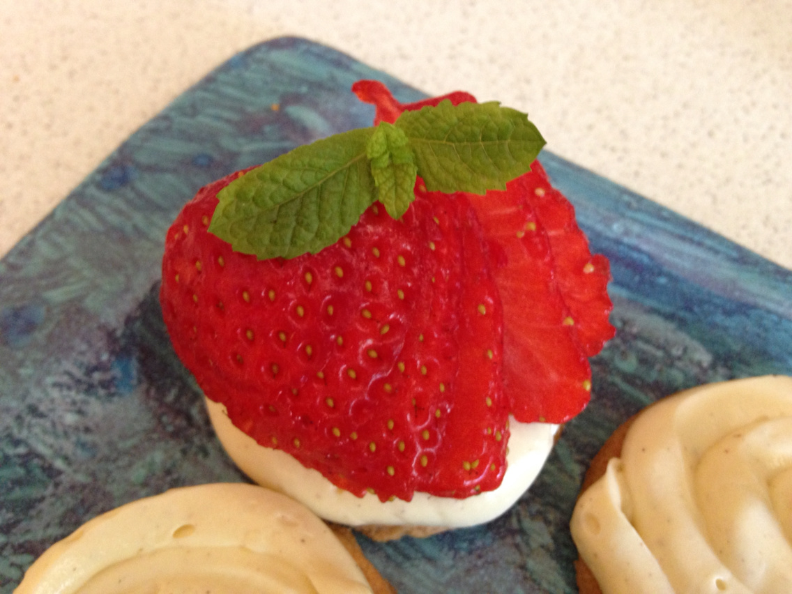 Quick Strawberry Tartlets 